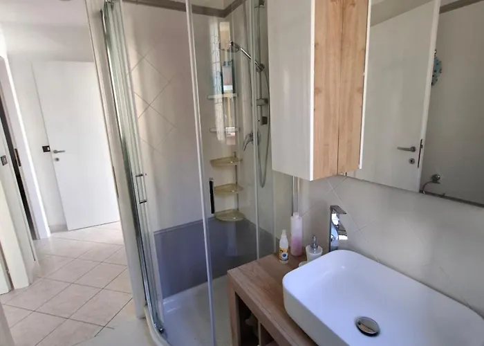 Lucrezia アパート *