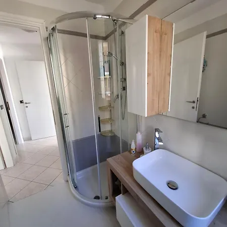 Lucrezia Διαμέρισμα *